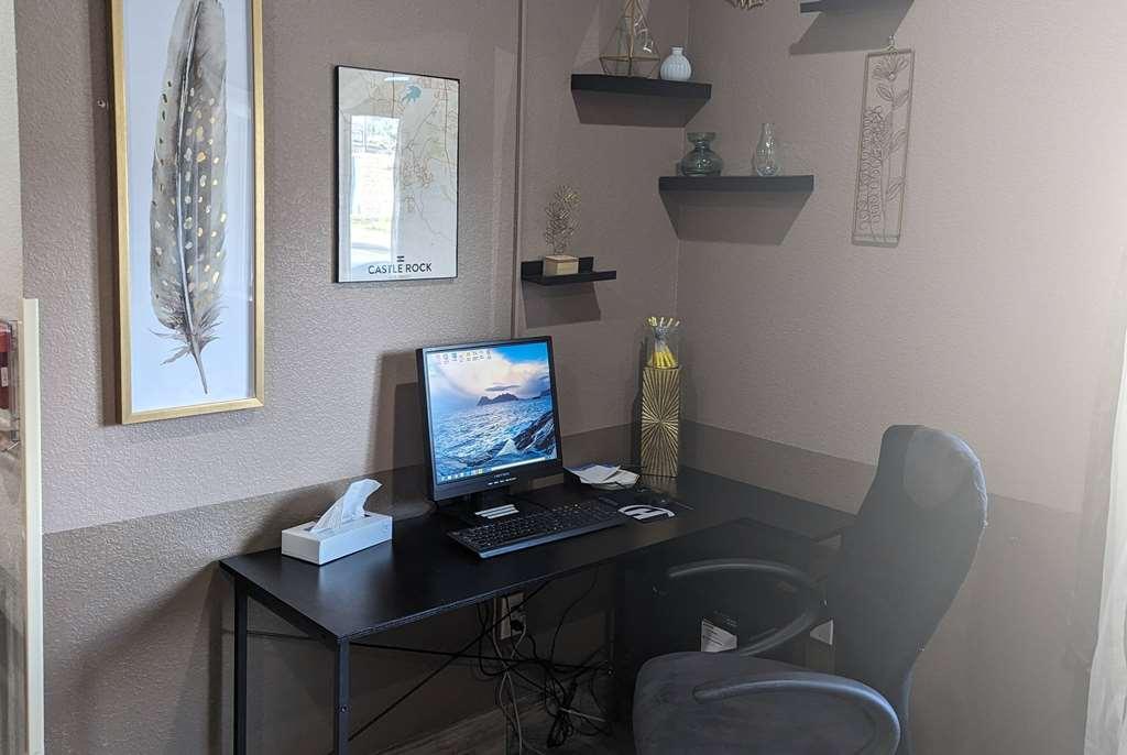 Days Inn & Suites By Wyndham Castle Rock Facilități foto