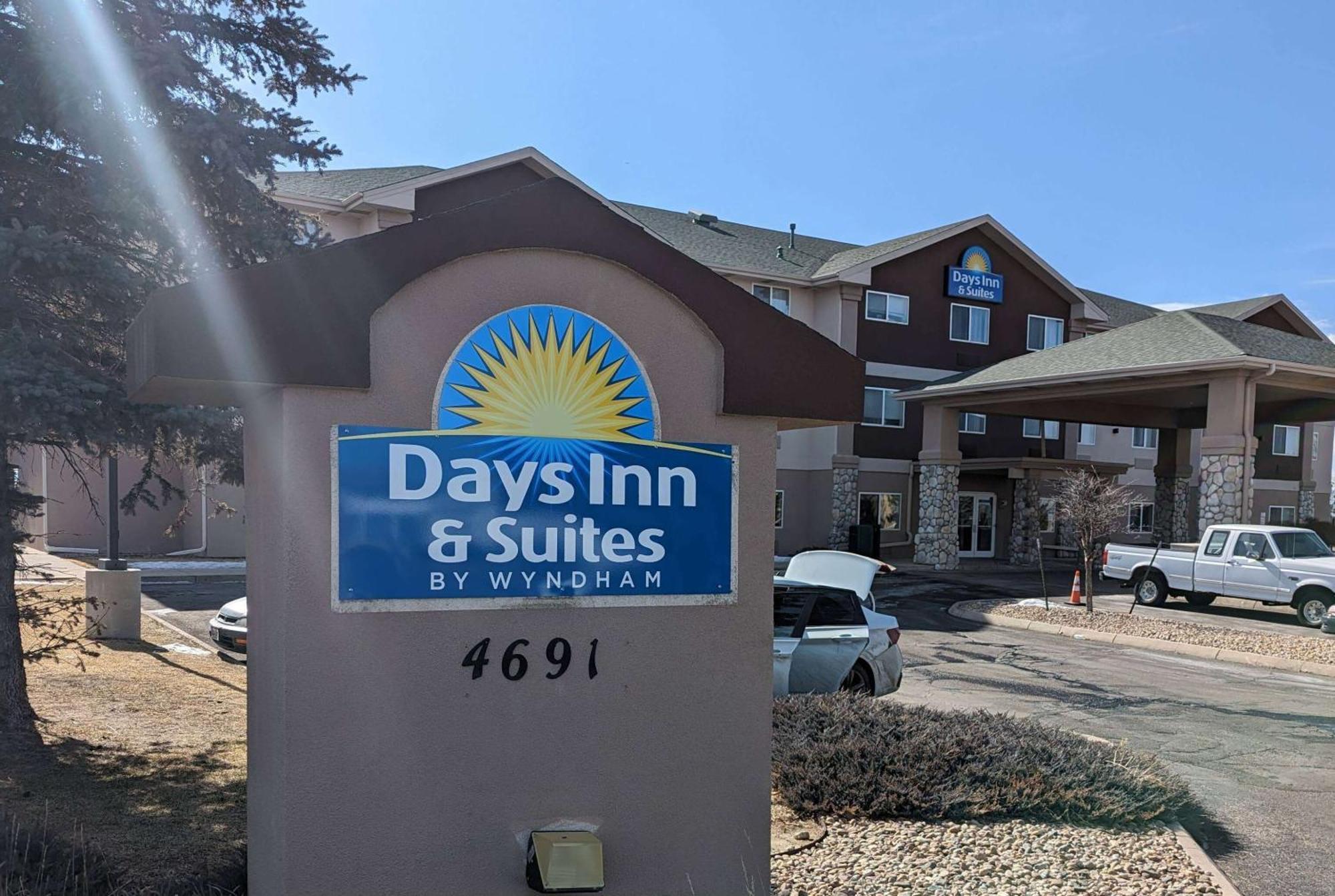 Days Inn & Suites By Wyndham Castle Rock Exterior foto